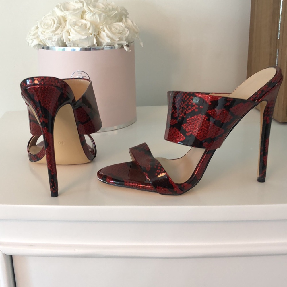 Two Band Snake Red sandals High Heel Mules